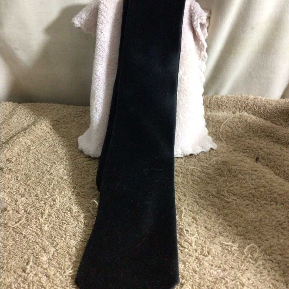 Men's Black Velvet Tie - Elegant Evening Accessory